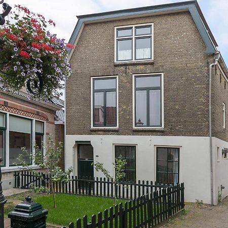 Knus Vertoeven In Een Historisch Pand In Grou. Exterior foto